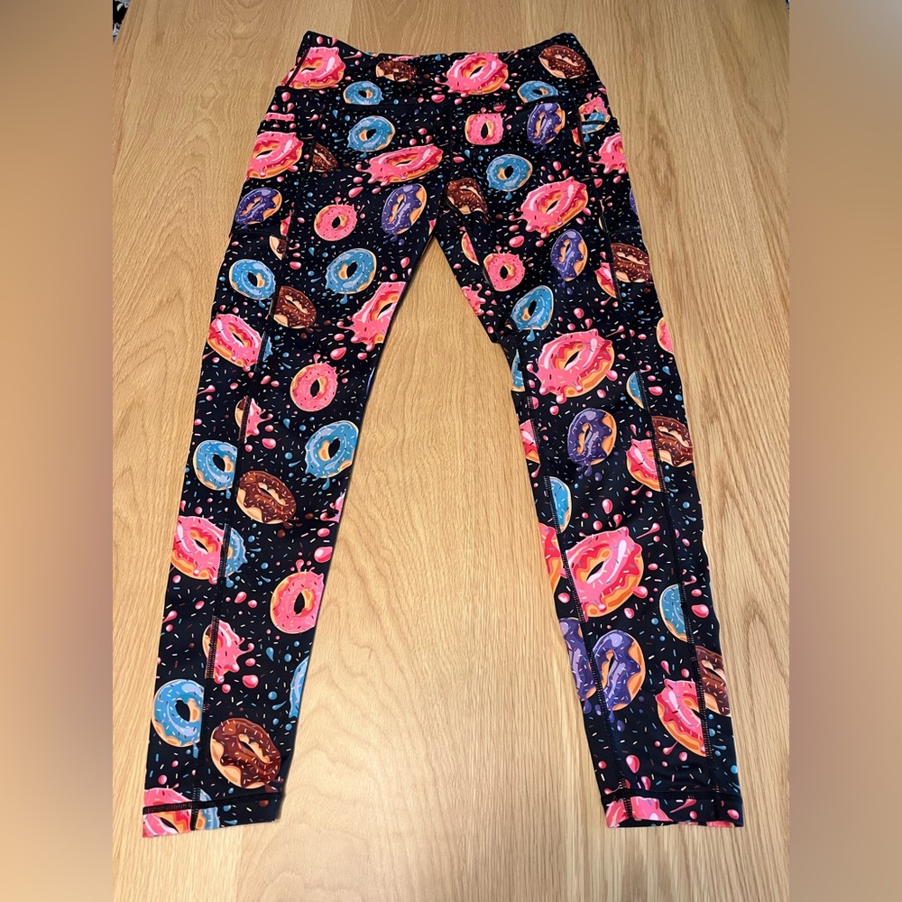 Constantly Varied Gear CVG Glazed Donut Doughnut Leggings Medium M